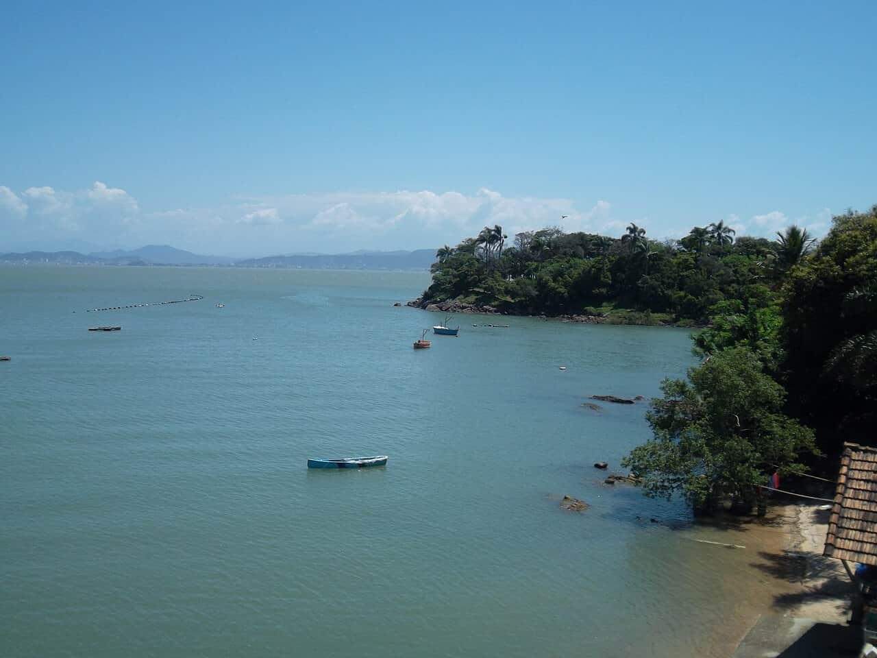 Praia de Sambaqui, foto 3